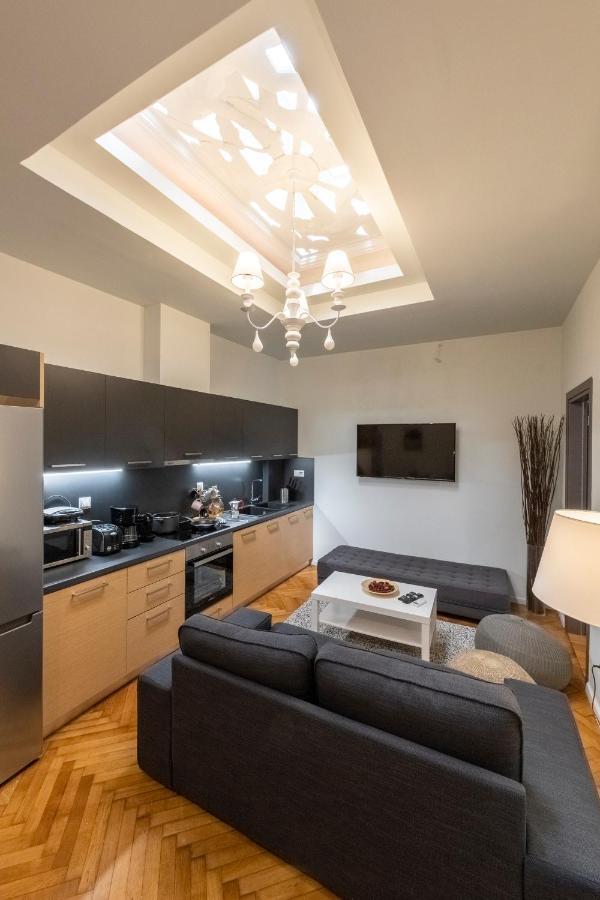Modern 5Bd Apartment In The Heart Of Athén Kültér fotó
